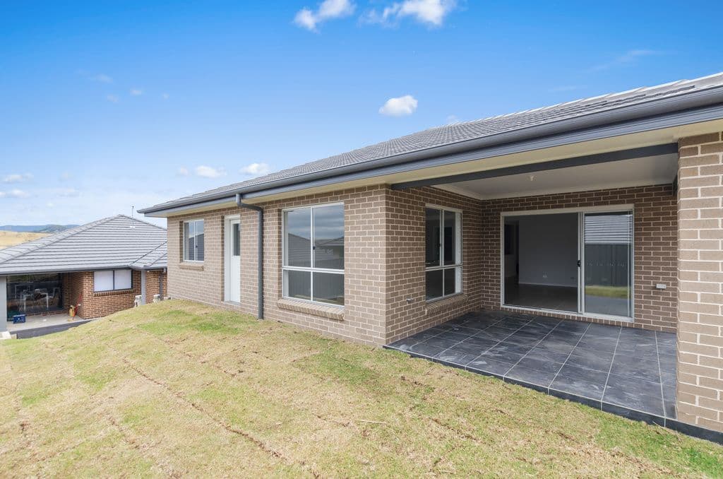 35 Mckelly Street, Horsley - Thumbnail 8