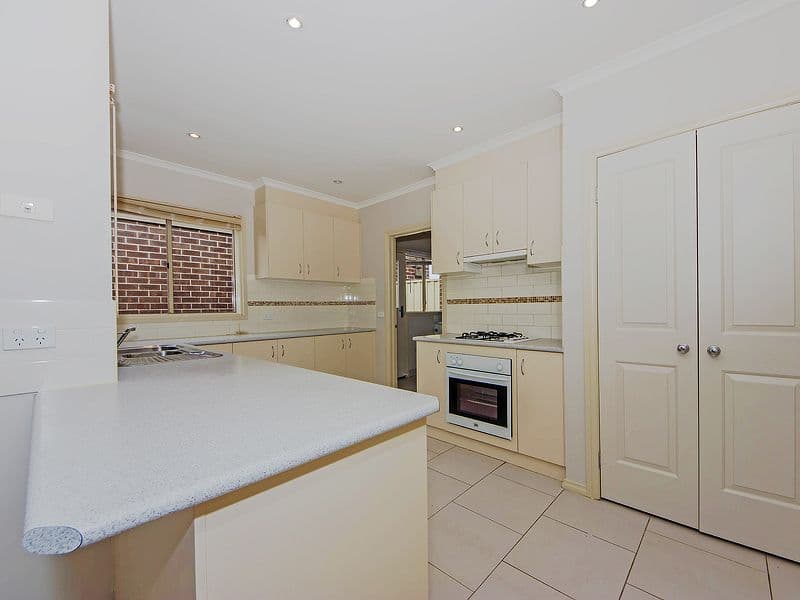 2 Cityview Crescent, TARNEIT VIC 3029, Tarneit - Thumbnail 4