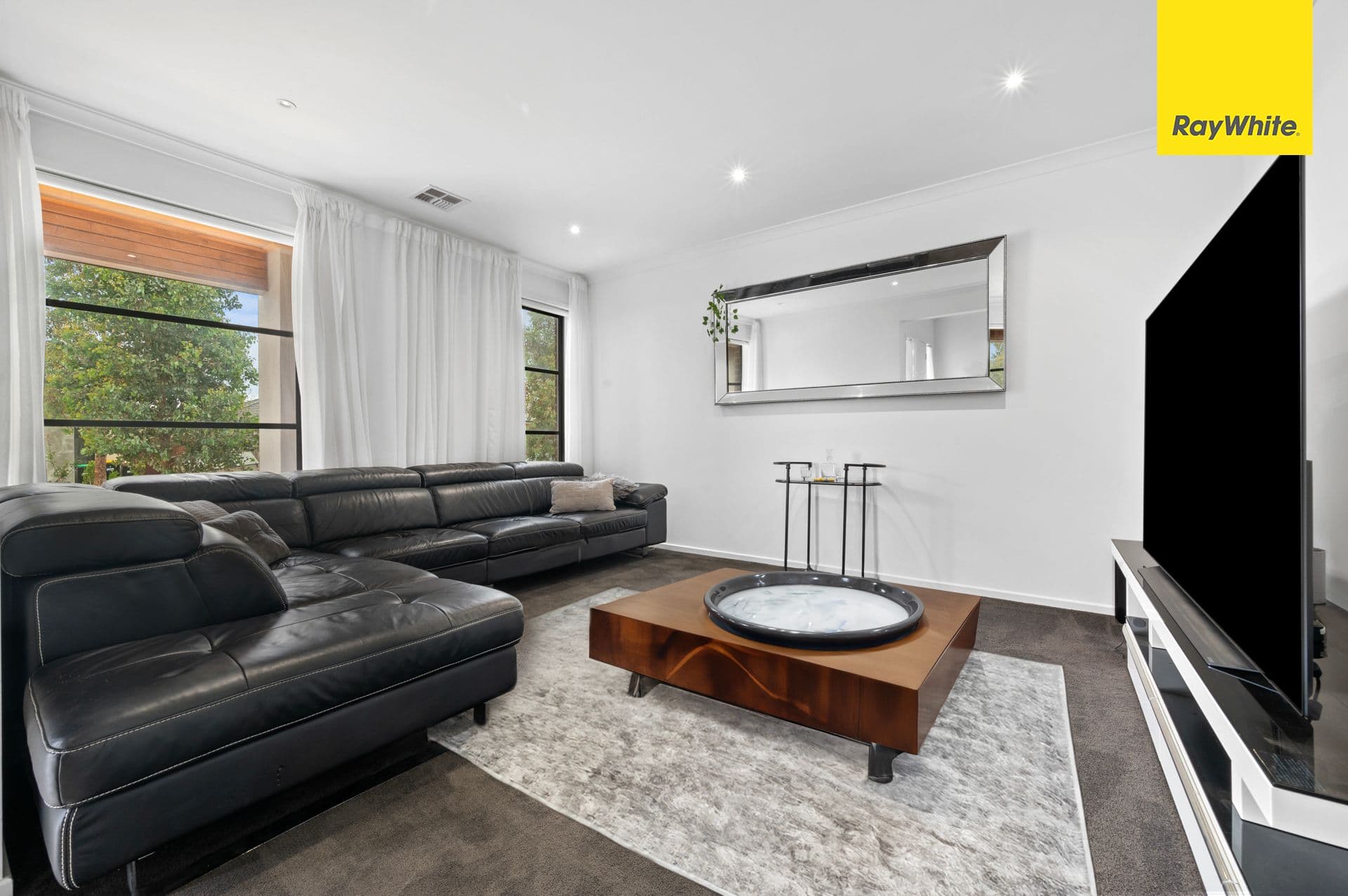 4 Somerset Road, THORNHILL PARK VIC 3335, Thornhill Park - Thumbnail 4