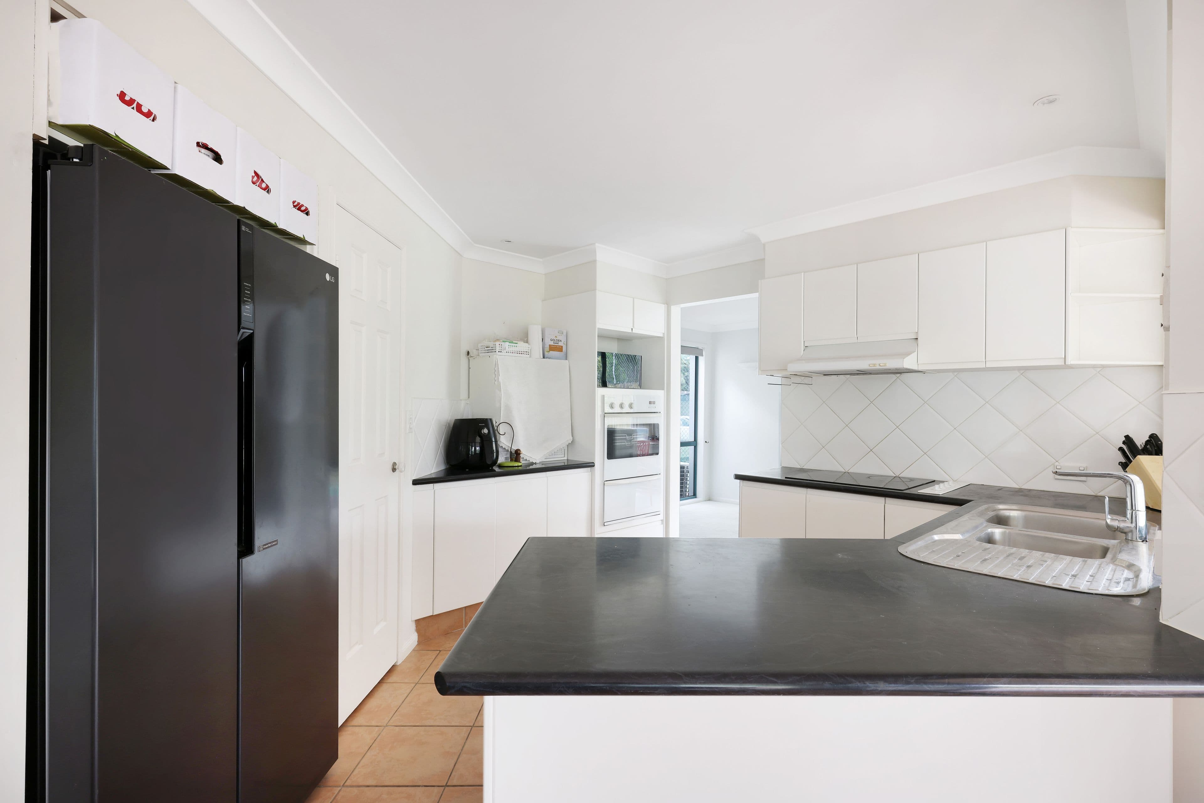 9 Tallara Street, Coombabah QLD 4216, Coombabah - Thumbnail 6