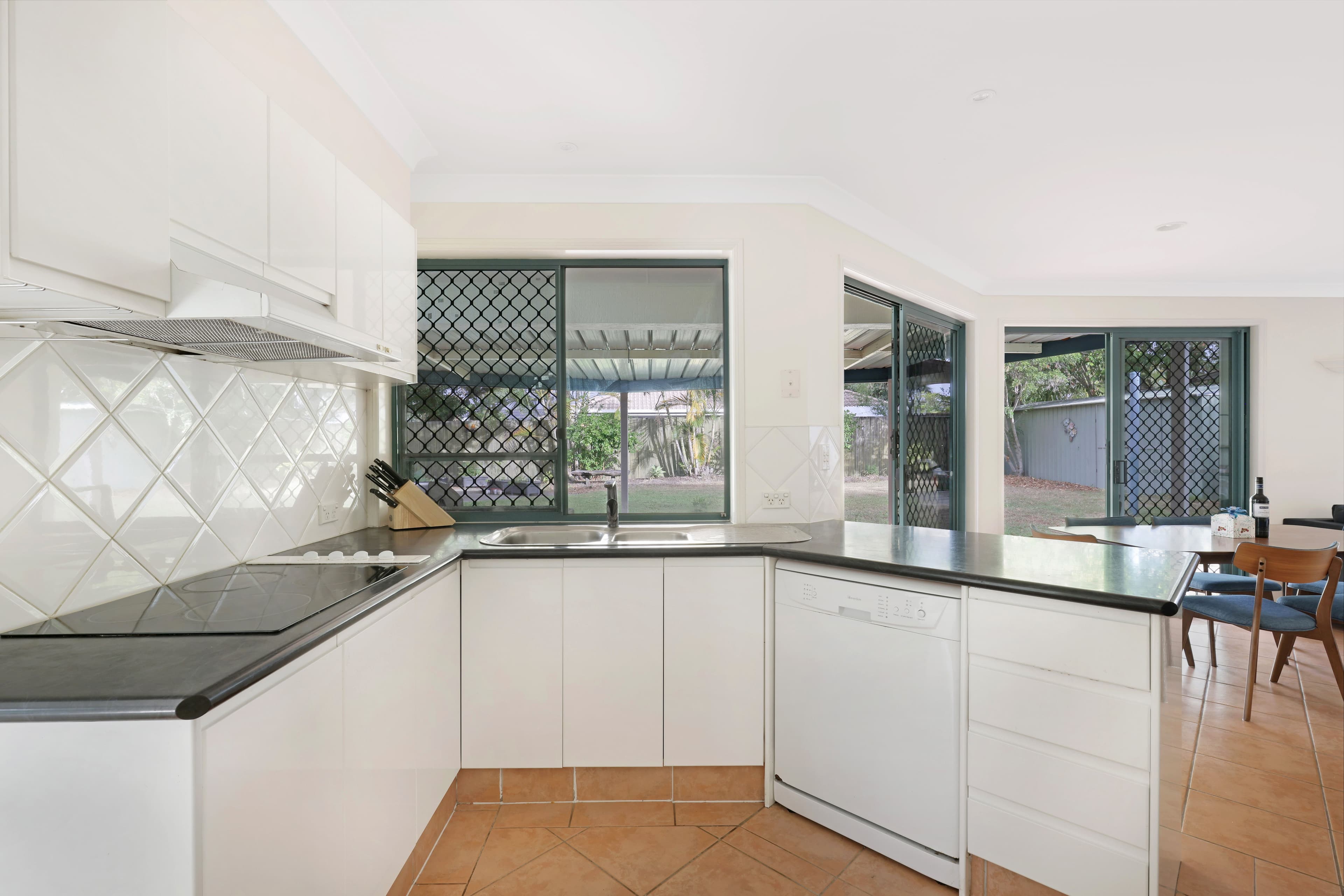 9 Tallara Street, Coombabah QLD 4216, Coombabah - Thumbnail 7