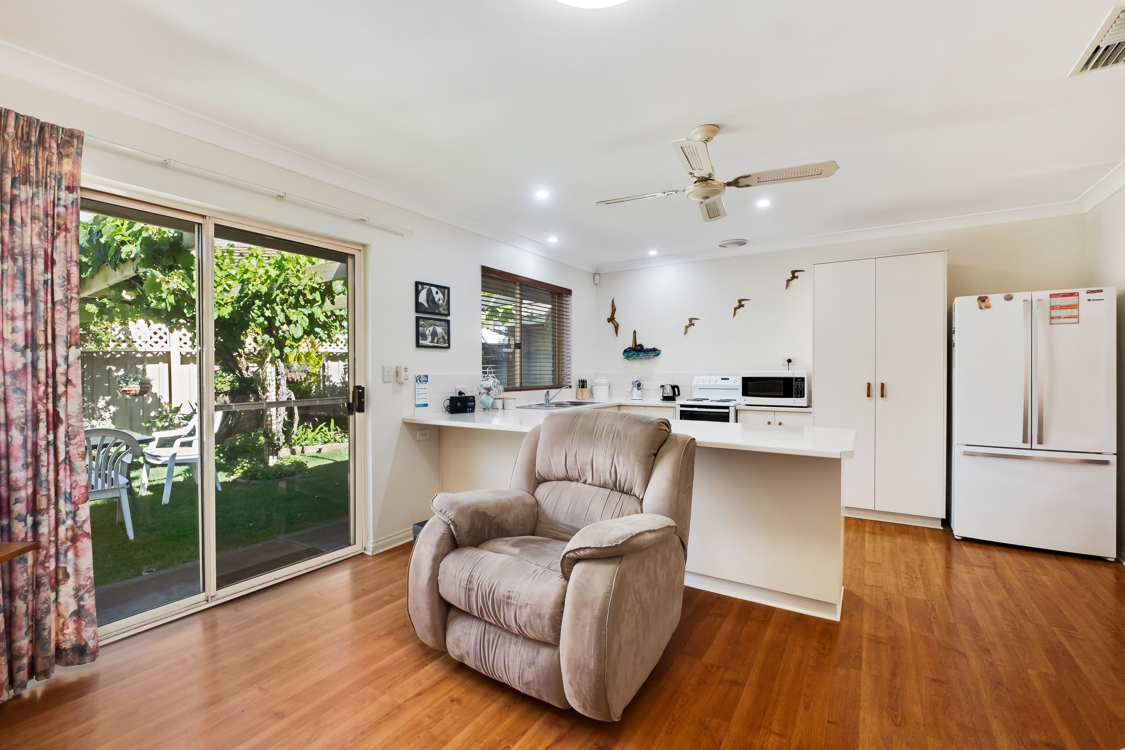 11 Exmoor Avenue, Oaklands Park SA 5046, Oaklands Park - Thumbnail 8