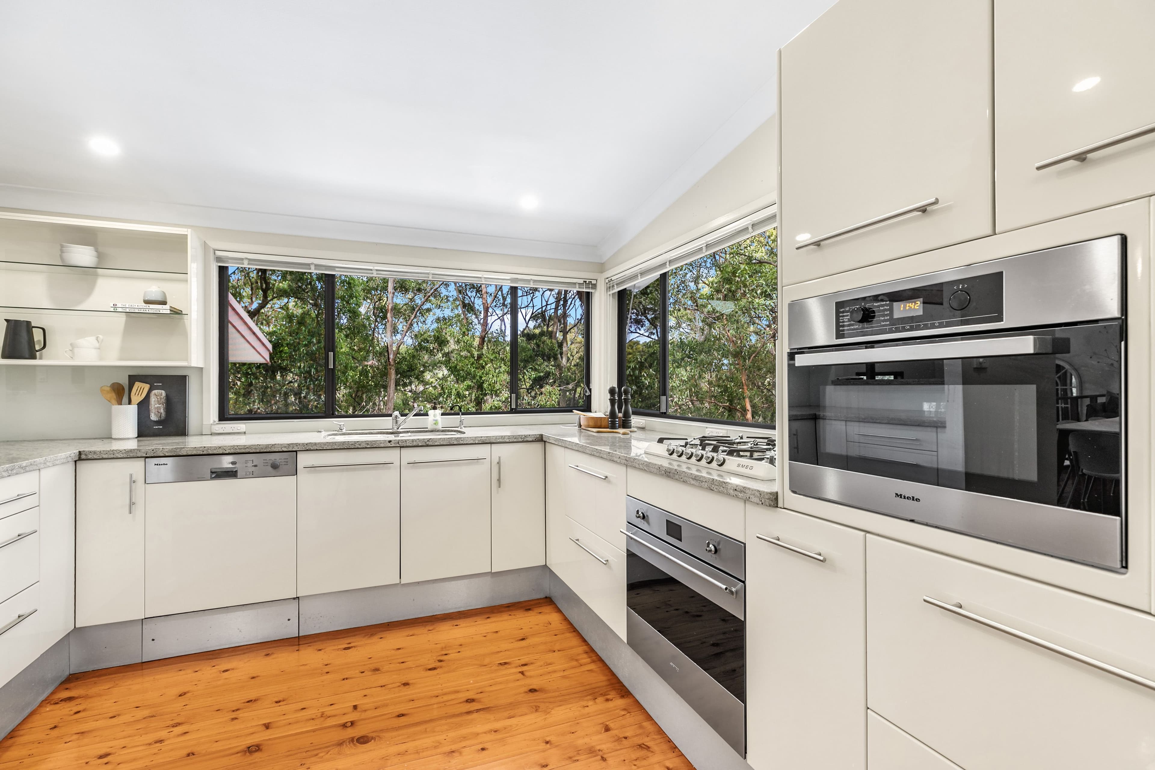 6 Paris Crescent, Valentine NSW 2280, Valentine - Thumbnail 2