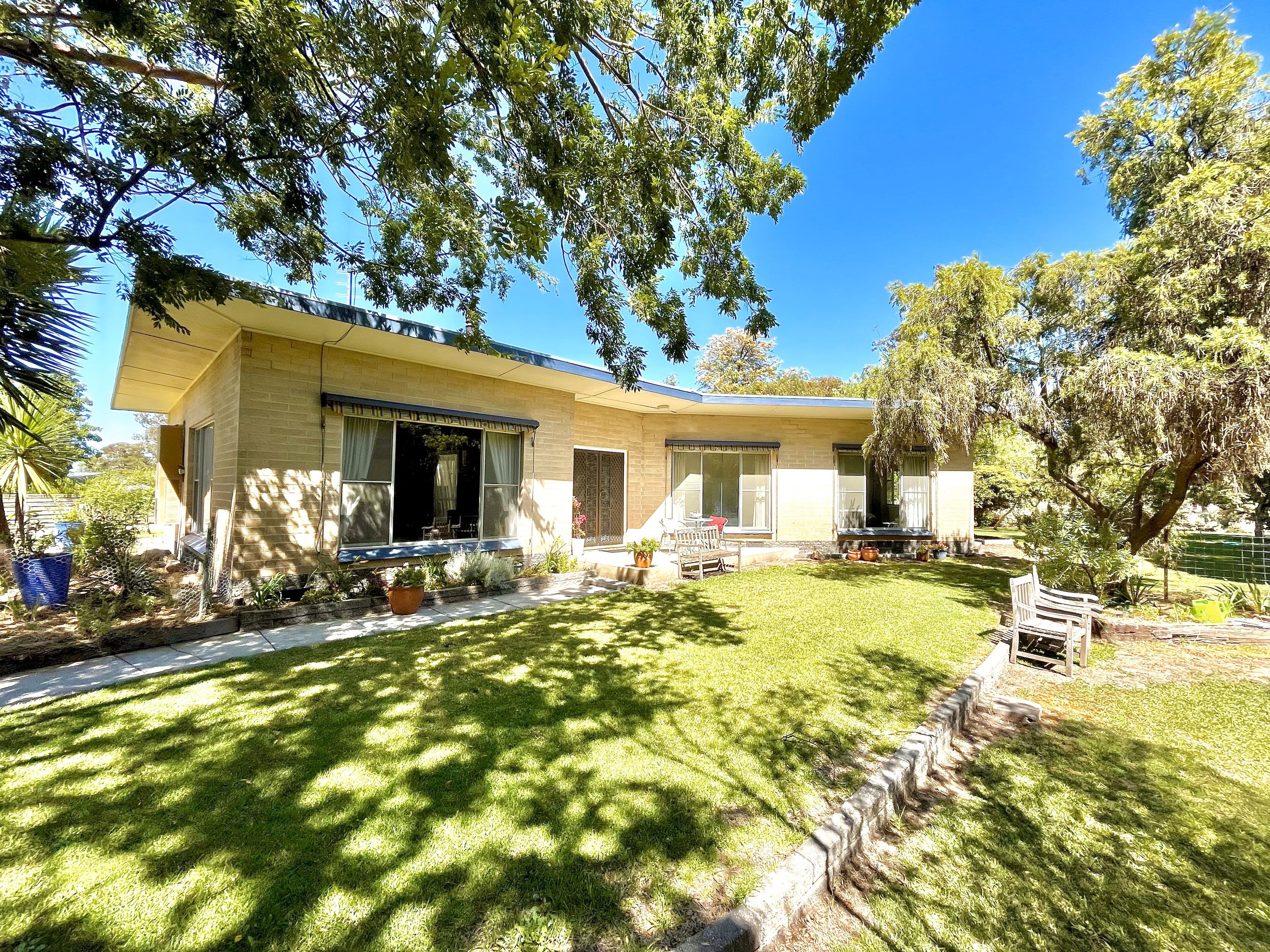 123 Park Terrace, Bordertown SA 5268, Bordertown - Image 1
