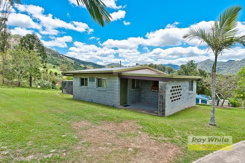 90 Halls Road, CEDAR CREEK QLD 4520, Cedar Creek - Thumbnail 4