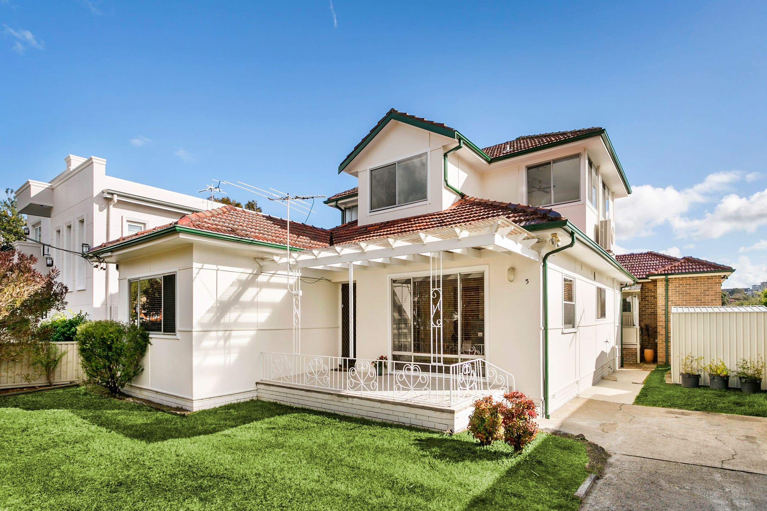 5 Colson Crescent, Monterey - Image 1