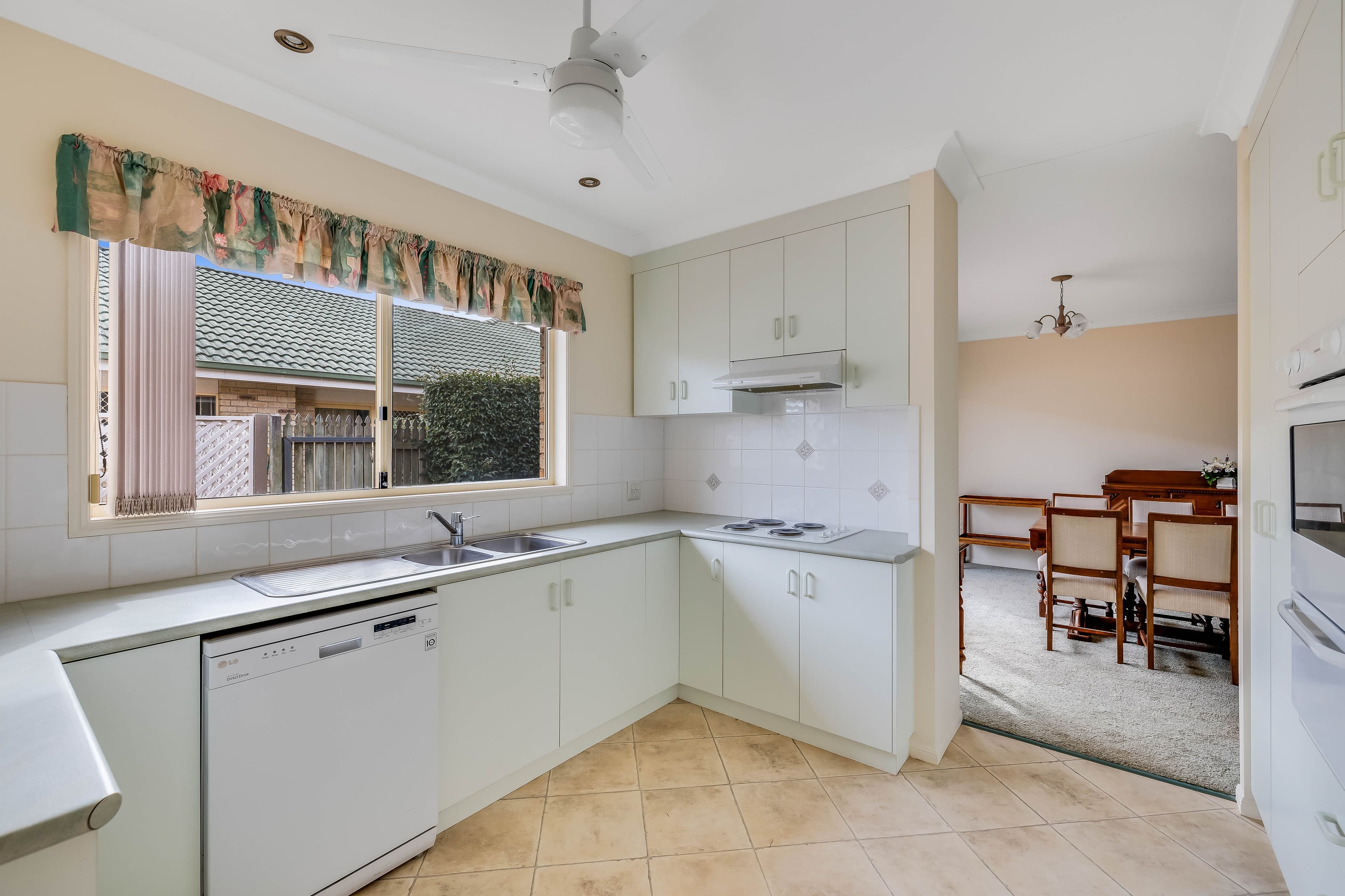 Villa 53 Glenfield Court, Middle Ridge QLD 4350, Middle Ridge - Thumbnail 3