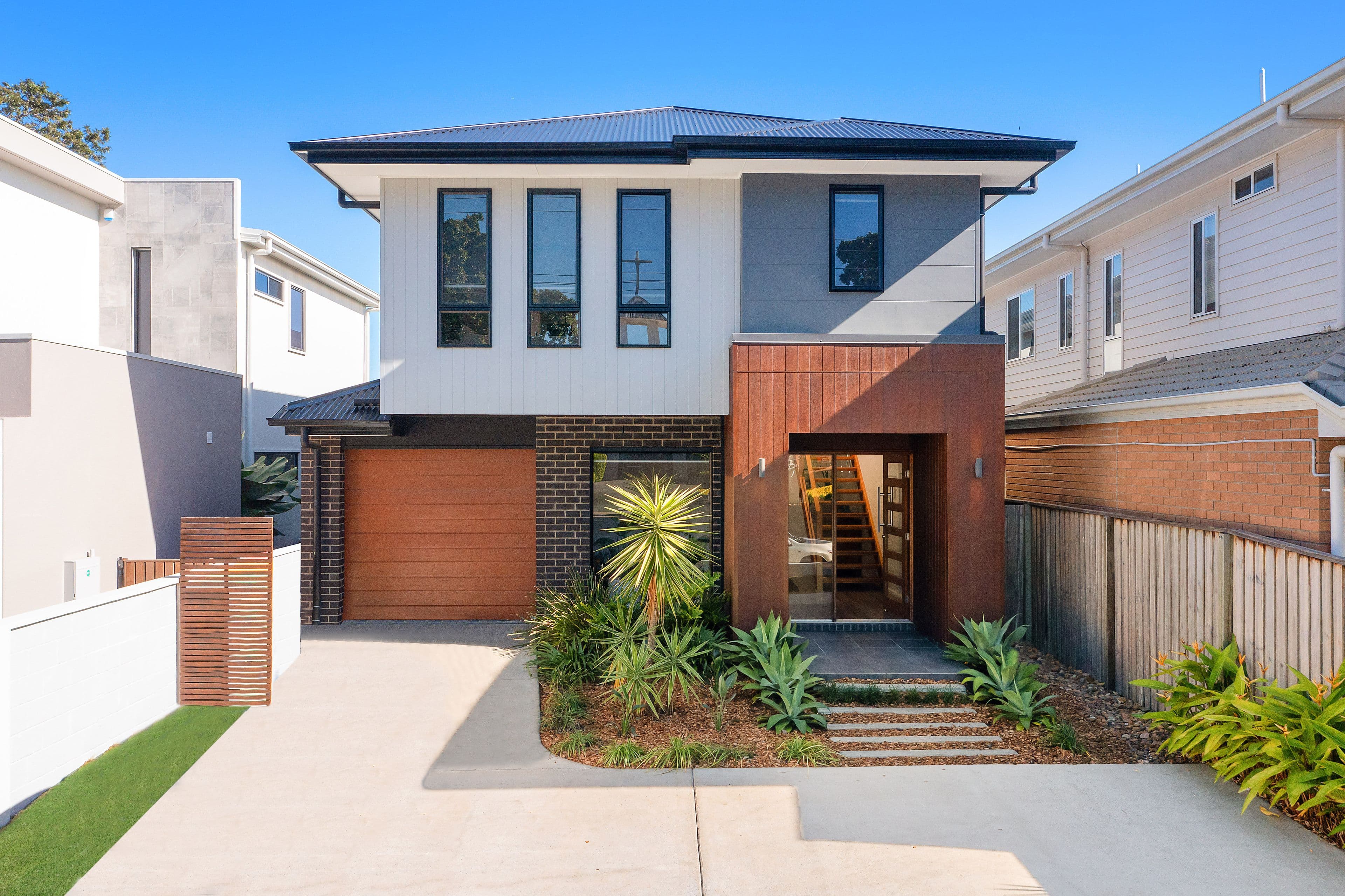 43B Fairway Drive, Clear Island Waters QLD 4226, Clear Island Waters - Thumbnail 3