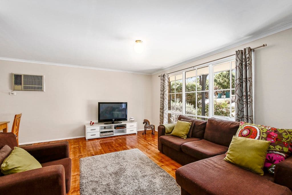 19 Greengable Court, Croydon Hills VIC 3136, Croydon Hills - Thumbnail 2