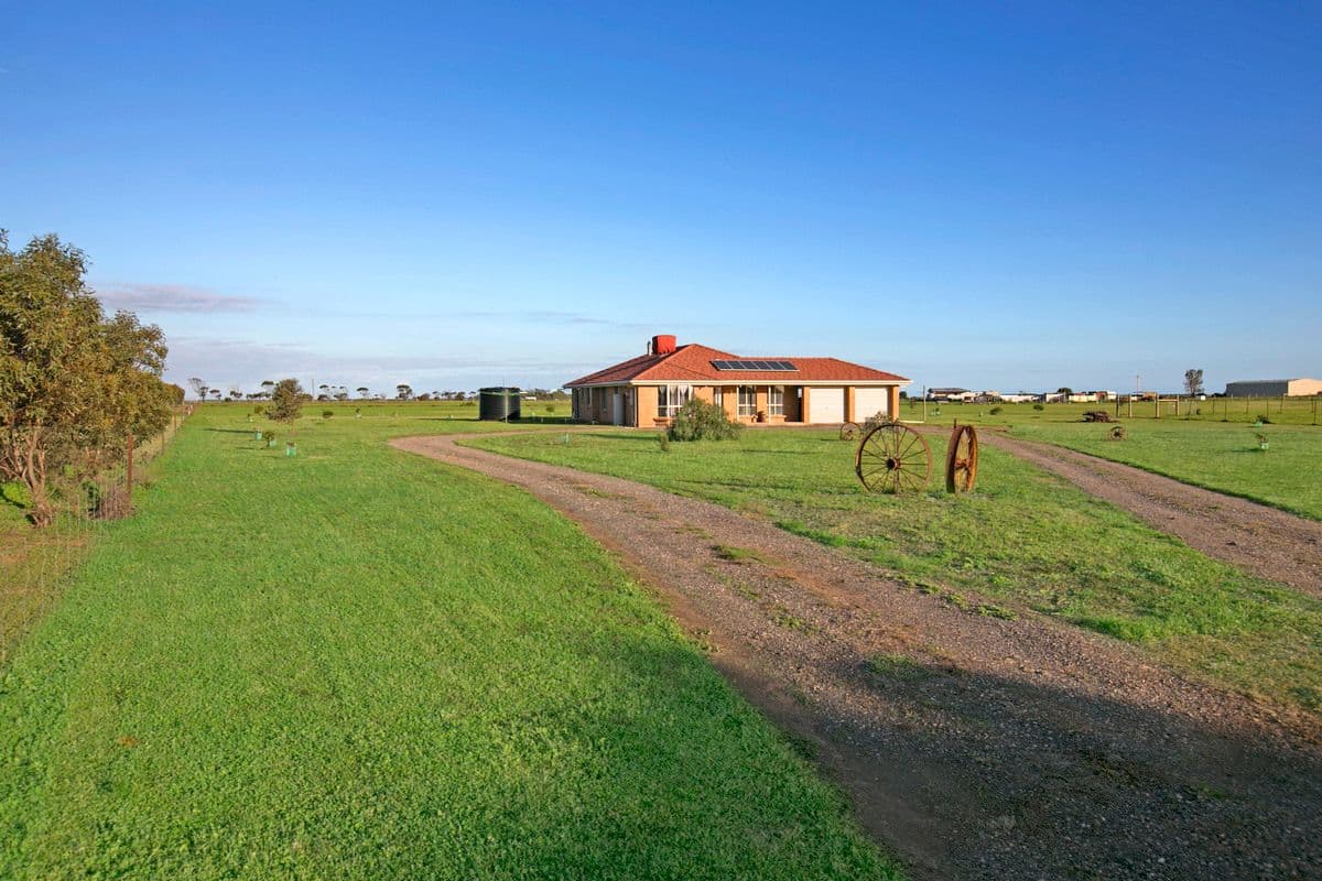 19B Schutt Road, DUBLIN SA 5501, Dublin - Image 1