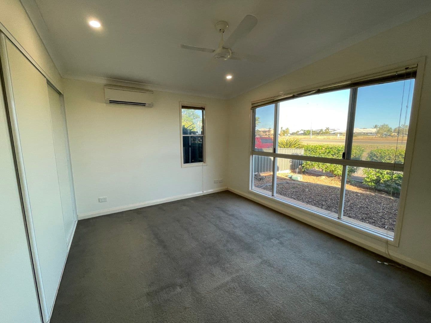 54 Banksia Crescent, Hoppers Crossing VIC 3029, Hoppers Crossing - Thumbnail 3