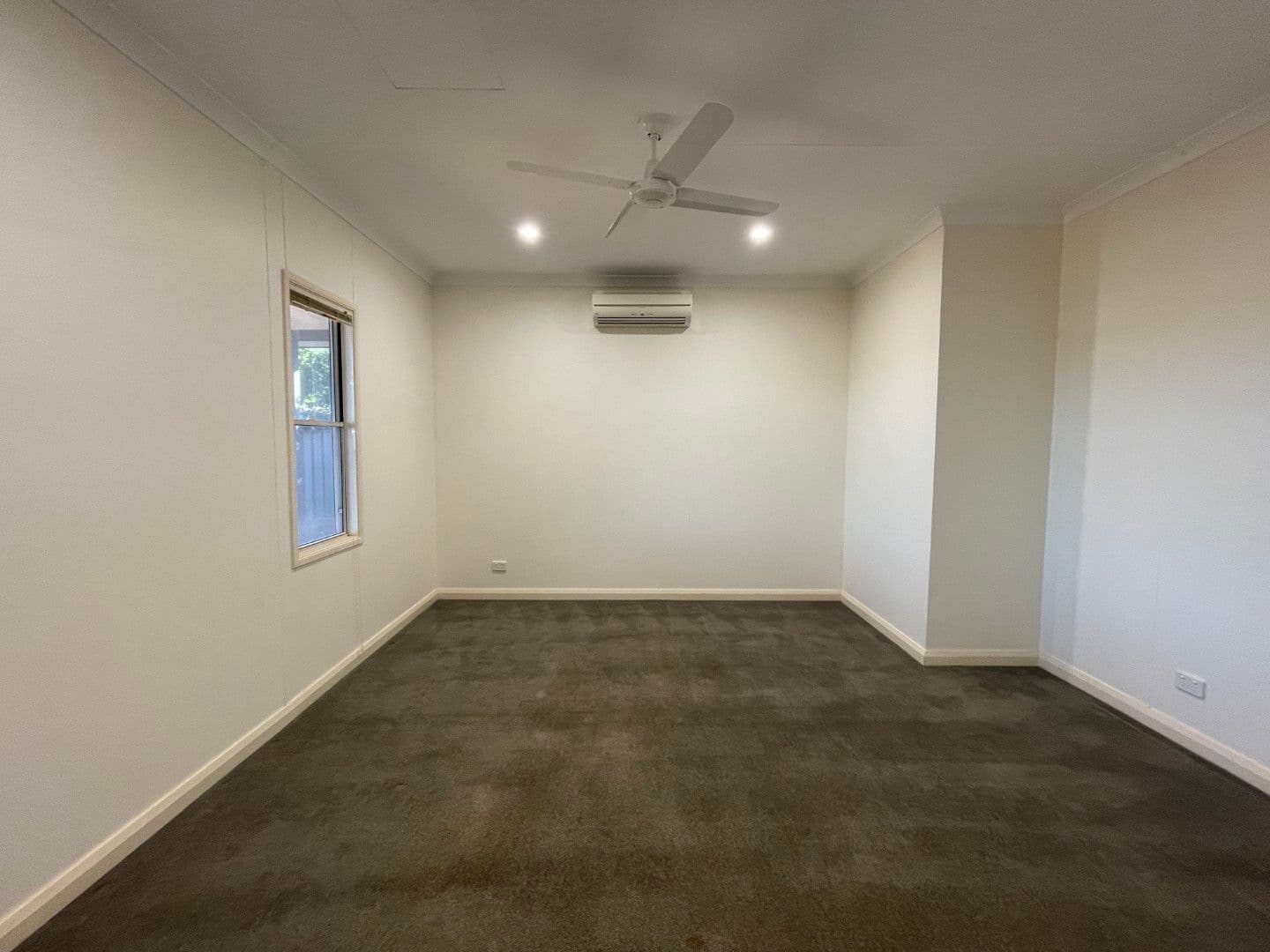 54 Banksia Crescent, Hoppers Crossing VIC 3029, Hoppers Crossing - Thumbnail 4