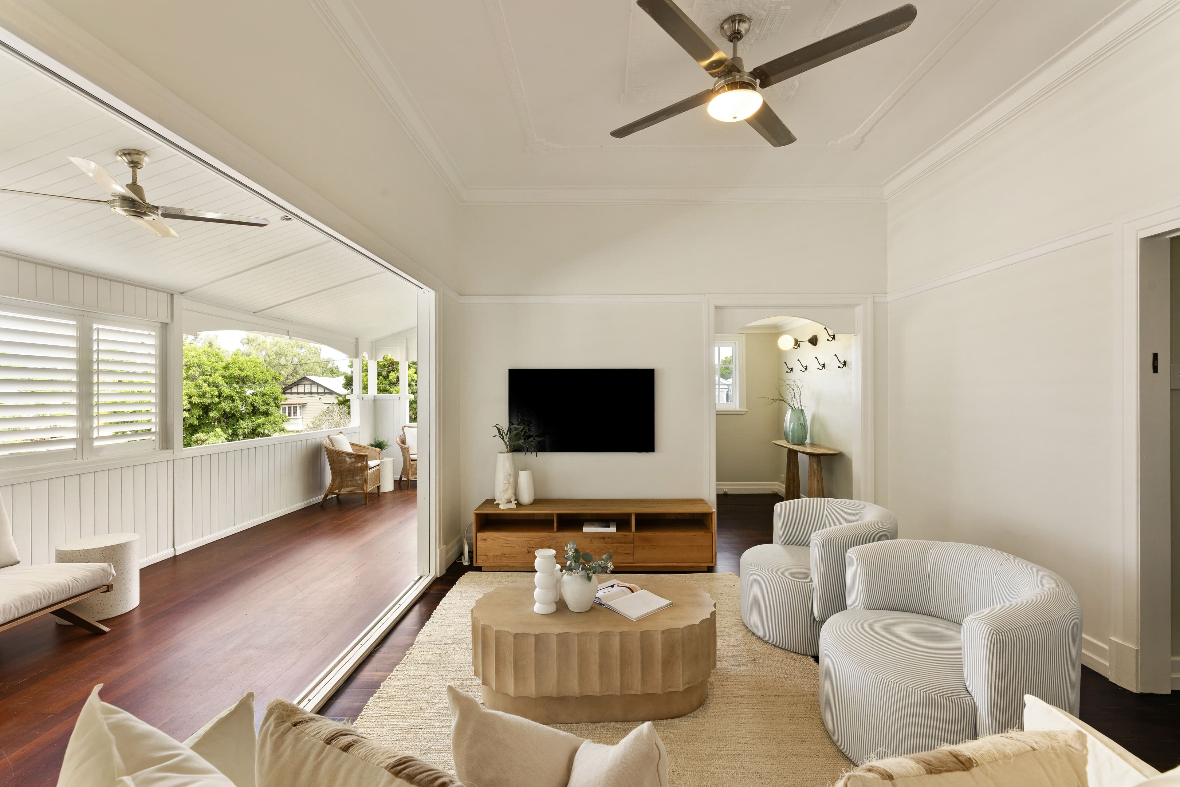 97 Bowman Parade, Bardon QLD 4065, Bardon - Thumbnail 2