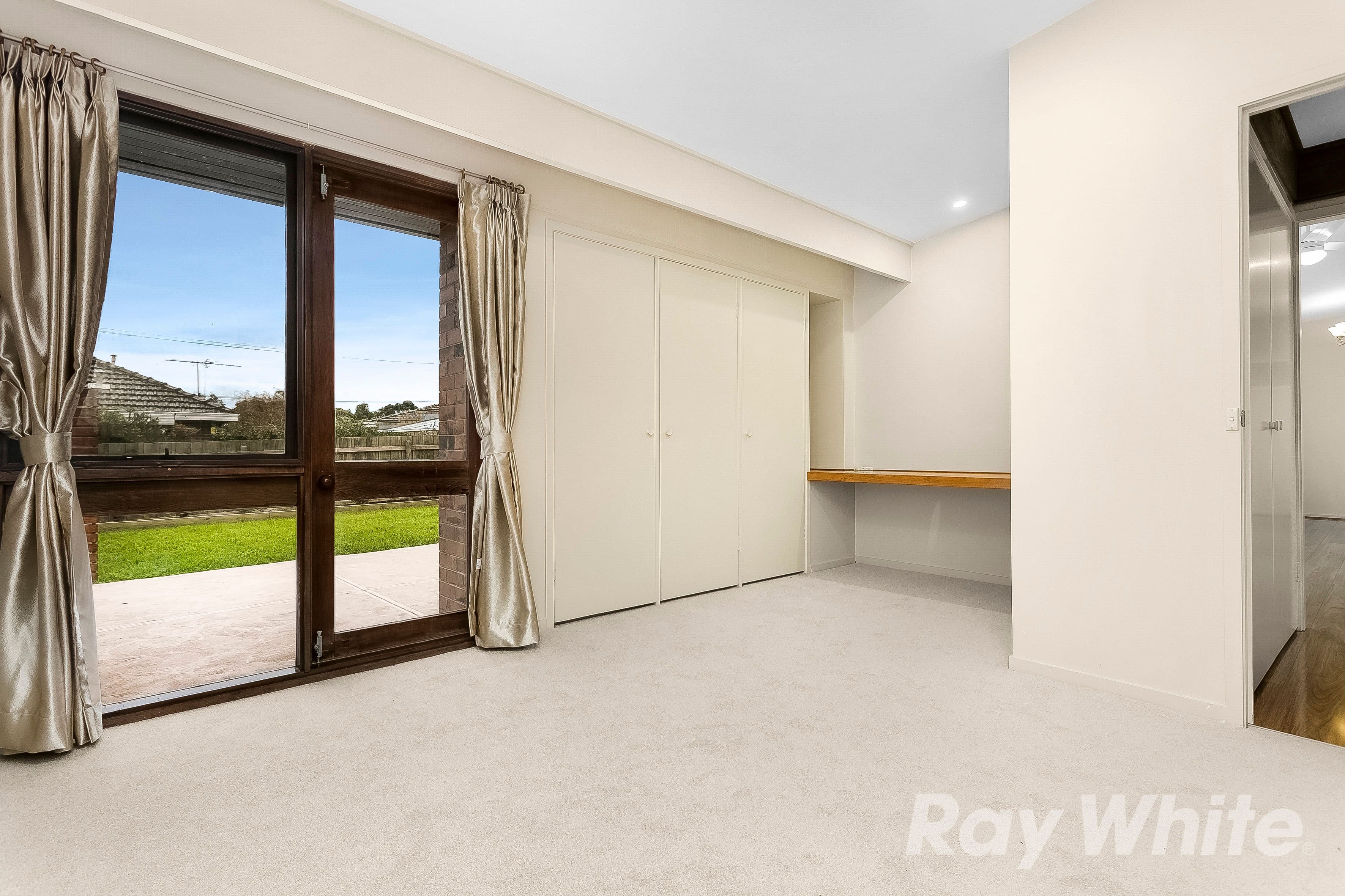 2 Ingleside Crescent, Glen Waverley VIC 3150, Glen Waverley - Thumbnail 5