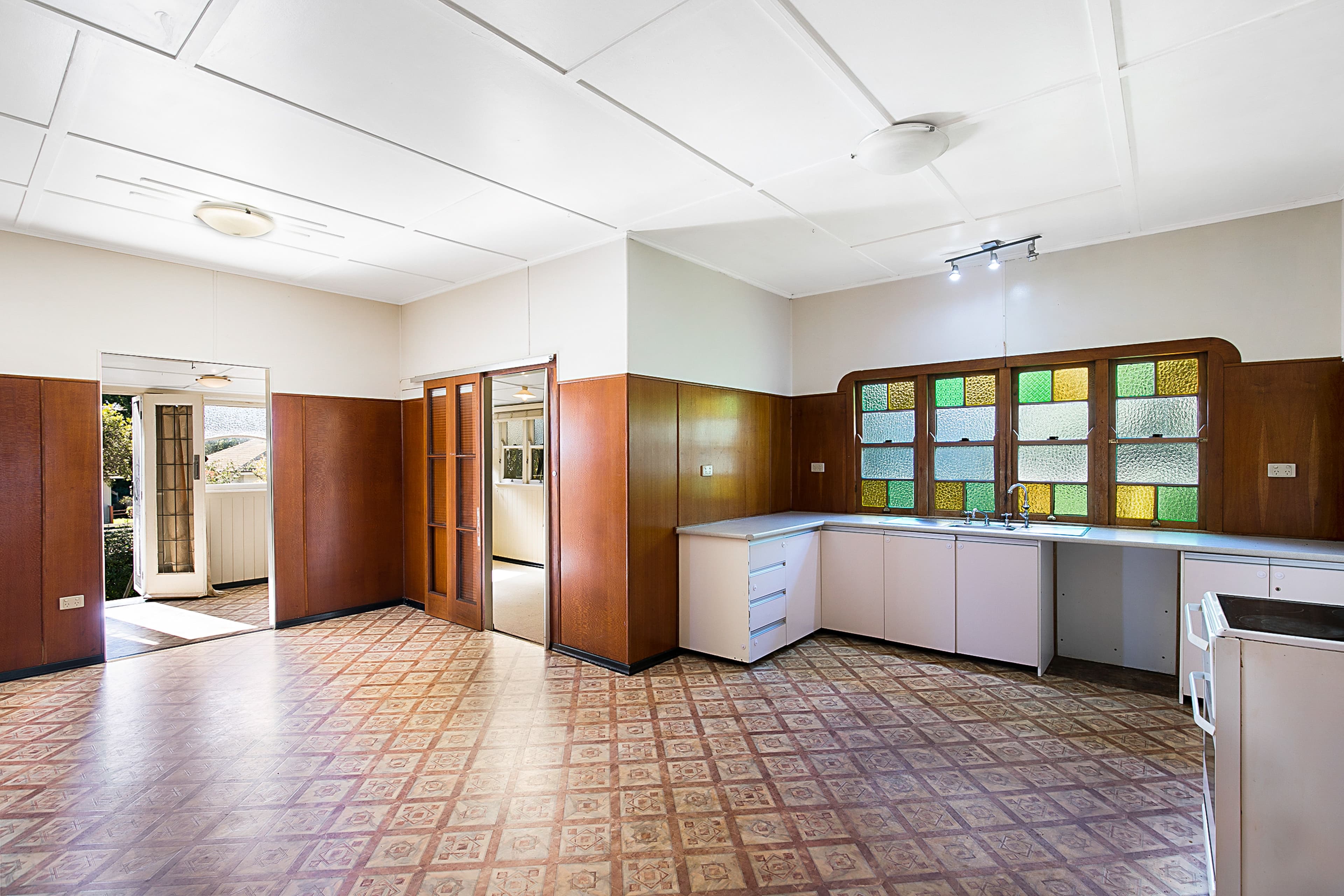16 Park Street, Wilsonton QLD 4350, Wilsonton - Thumbnail 2
