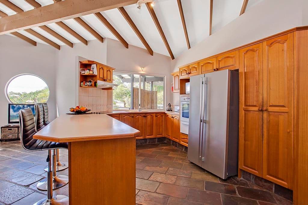 12 Capano Court, ELANORA QLD 4221, Elanora - Thumbnail 2