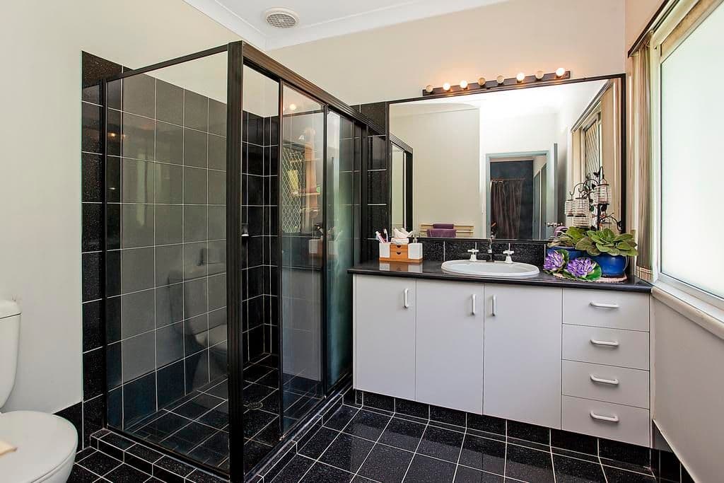 12 Capano Court, ELANORA QLD 4221, Elanora - Thumbnail 8