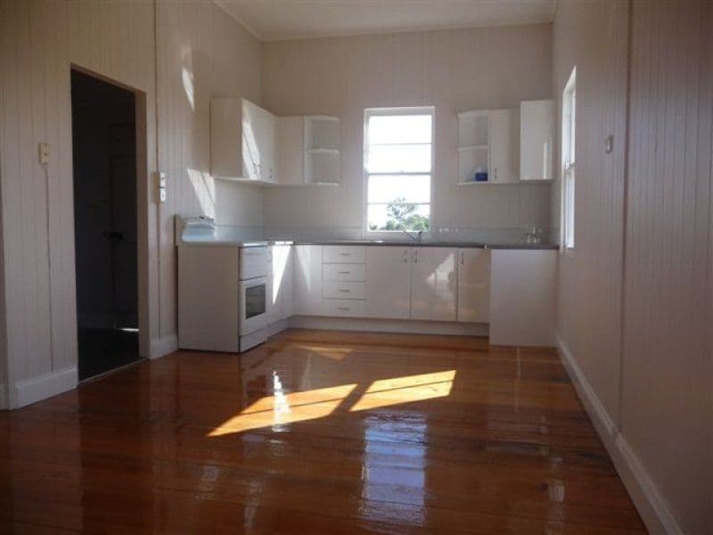 8 Phipps Drive, MERINGANDAN QLD 4352, Meringandan West - Thumbnail 6