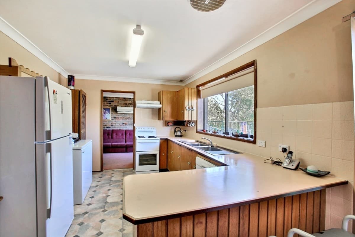 24 Castlereagh Street, TAHMOOR, Tahmoor - Thumbnail 2