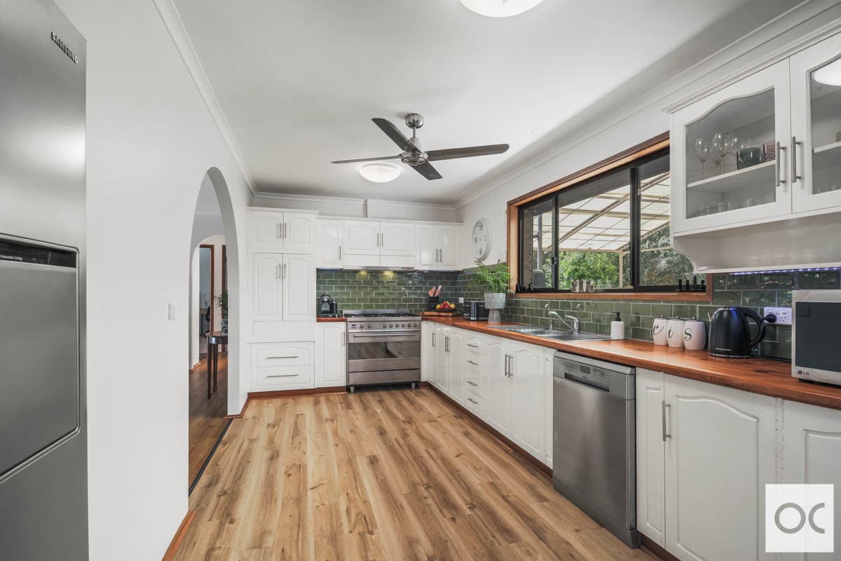 9 Silverton Court, Silverton - Thumbnail 7