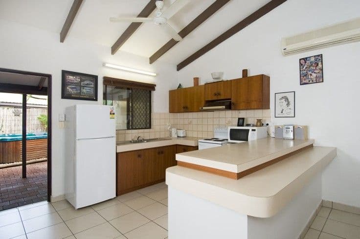 4 Hauser Court, NORTHLAKES NT 0812, Northlakes - Thumbnail 3