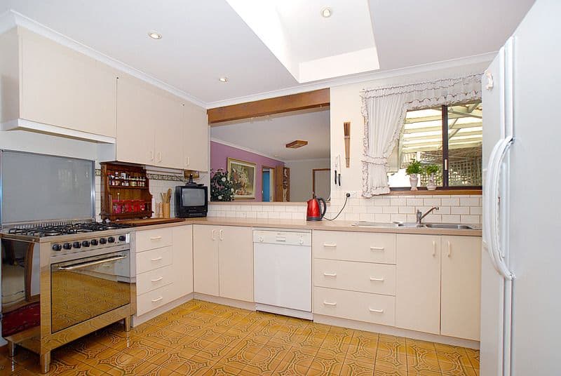 3 Highland Court, DANDENONG VIC 3175, Dandenong - Thumbnail 3