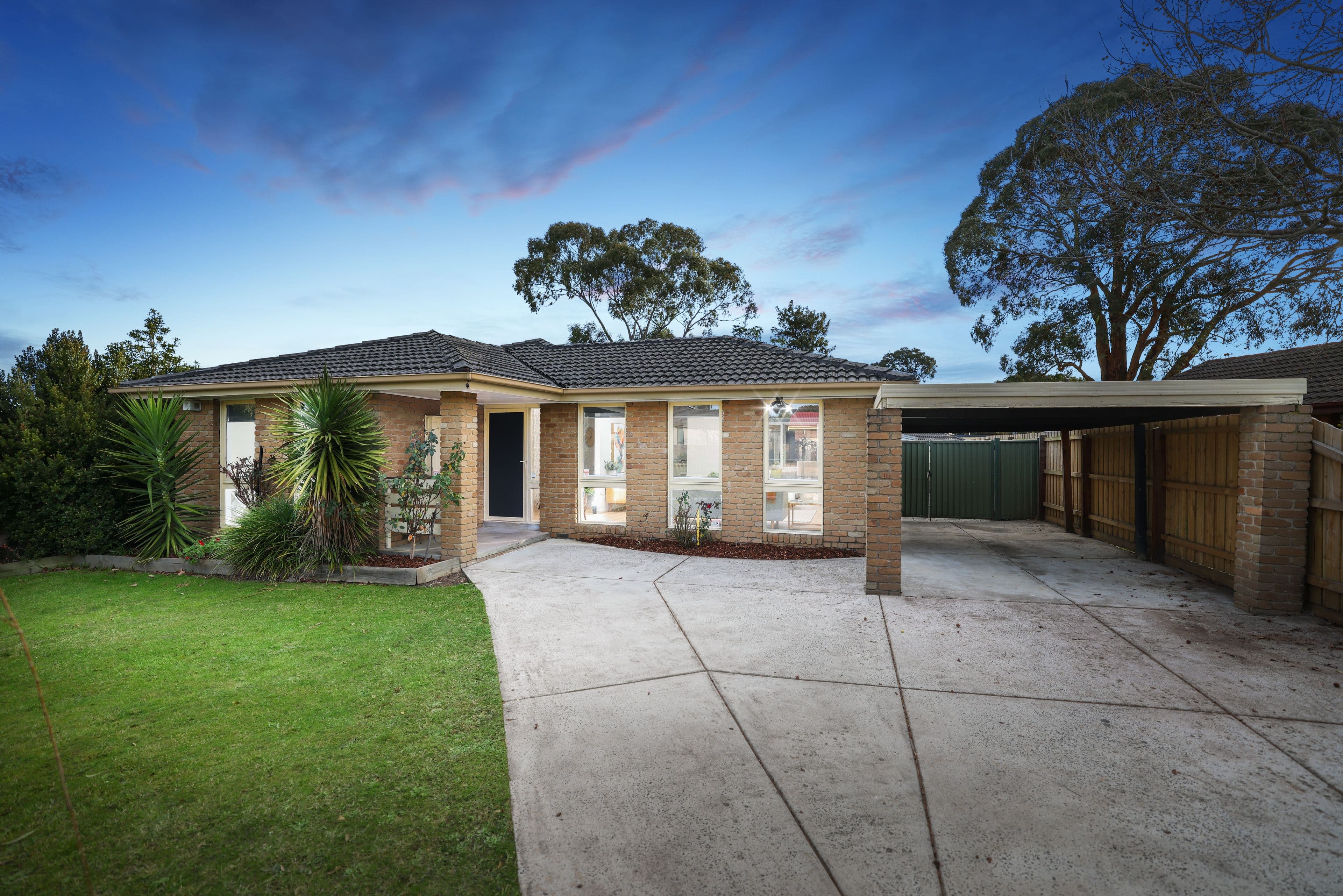 67 Goulburn Drive, Rowville VIC 3178, Rowville - Thumbnail 2