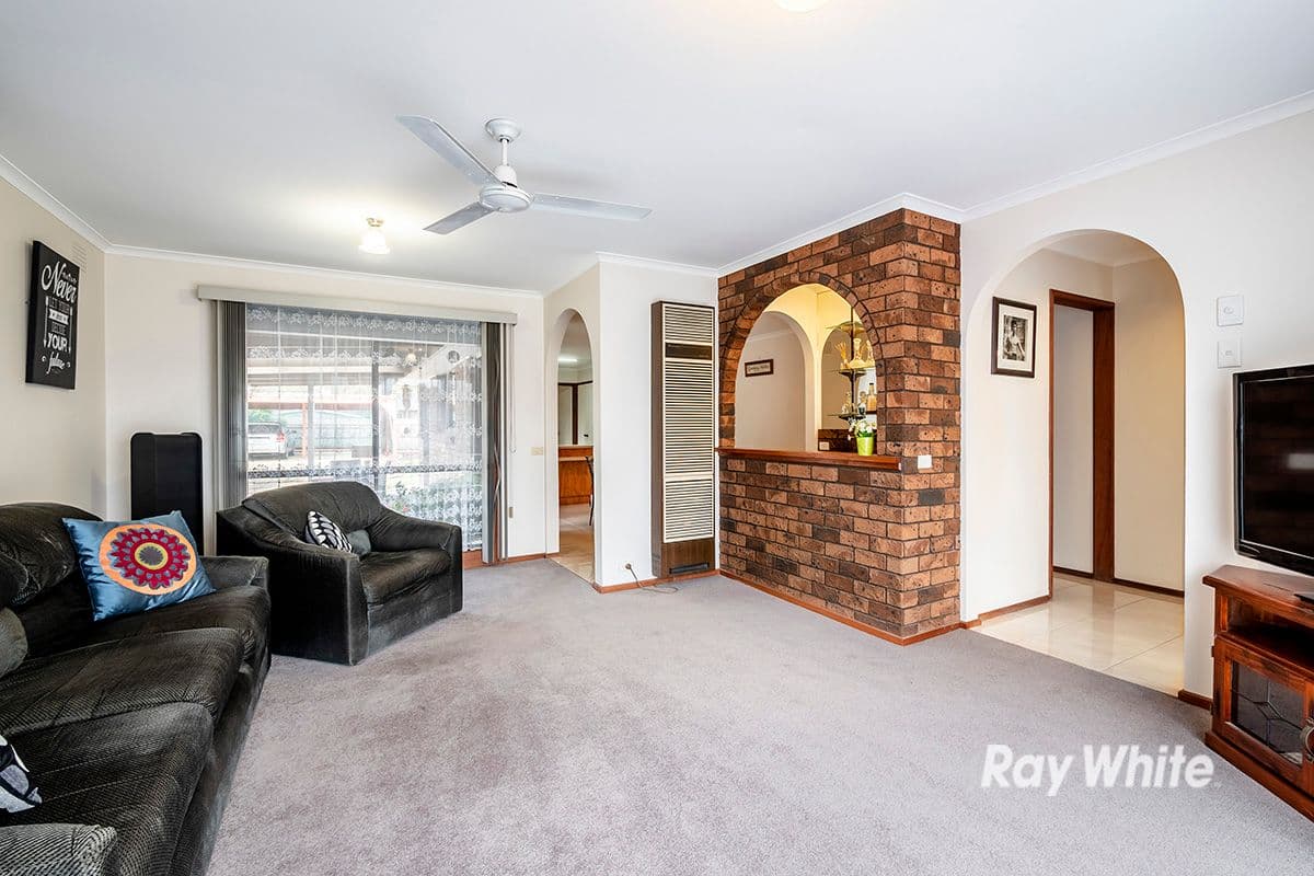 2 Curtis Court, Cranbourne VIC 3977, Cranbourne - Thumbnail 5