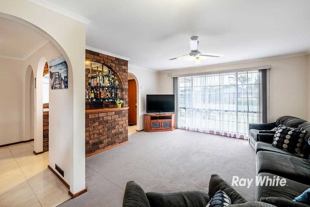 2 Curtis Court, Cranbourne VIC 3977, Cranbourne - Thumbnail 6