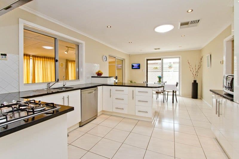 1 Clarice Avenue, Seaton SA 5023, Seaton - Thumbnail 5