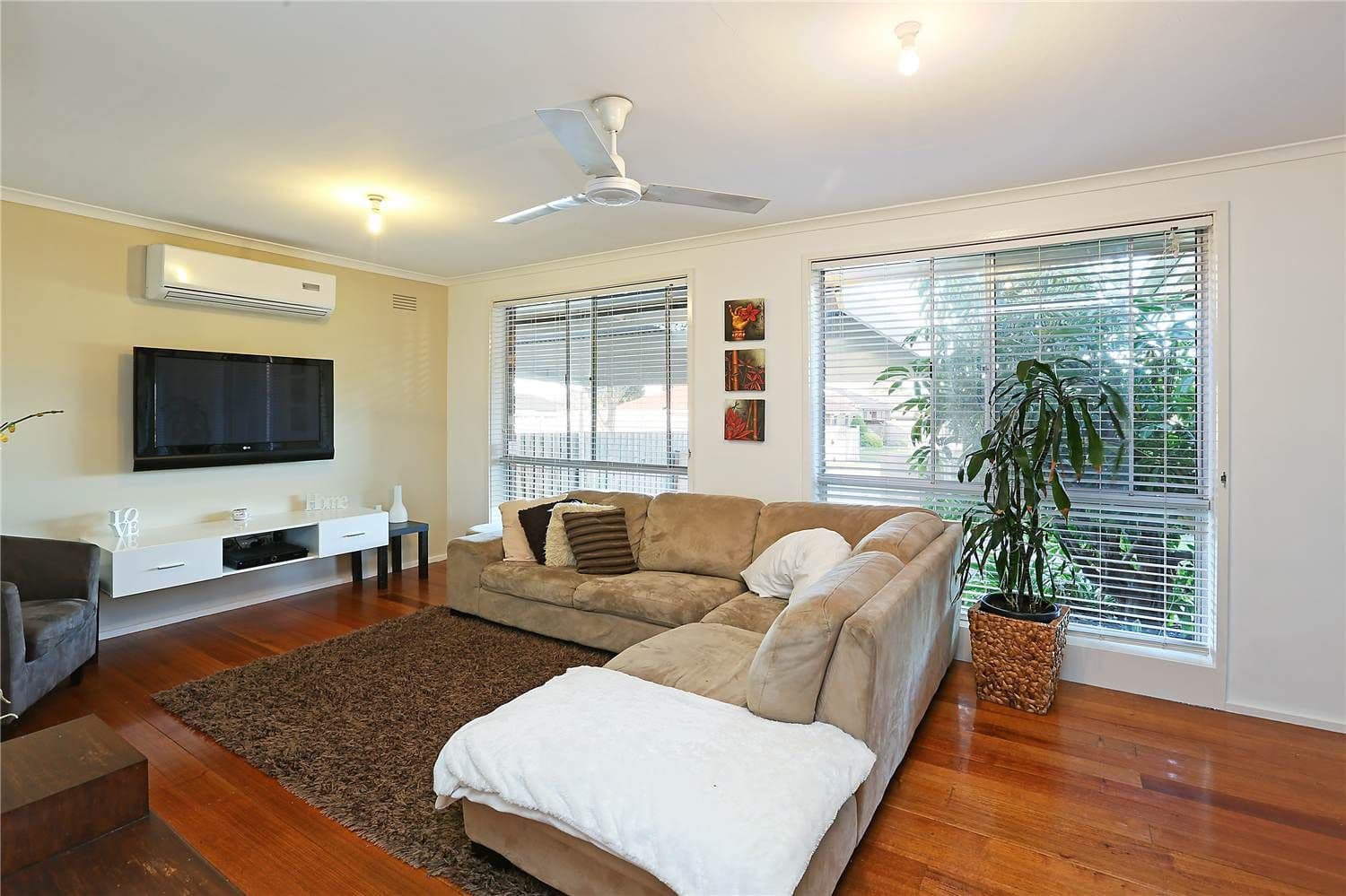 25 Kanooka Drive, CORIO VIC 3214, Corio - Thumbnail 2