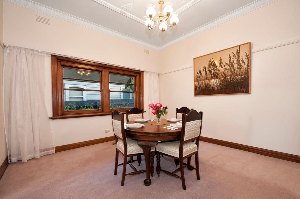 4 Ellendale Street, Hughesdale VIC 3166, Hughesdale - Thumbnail 3