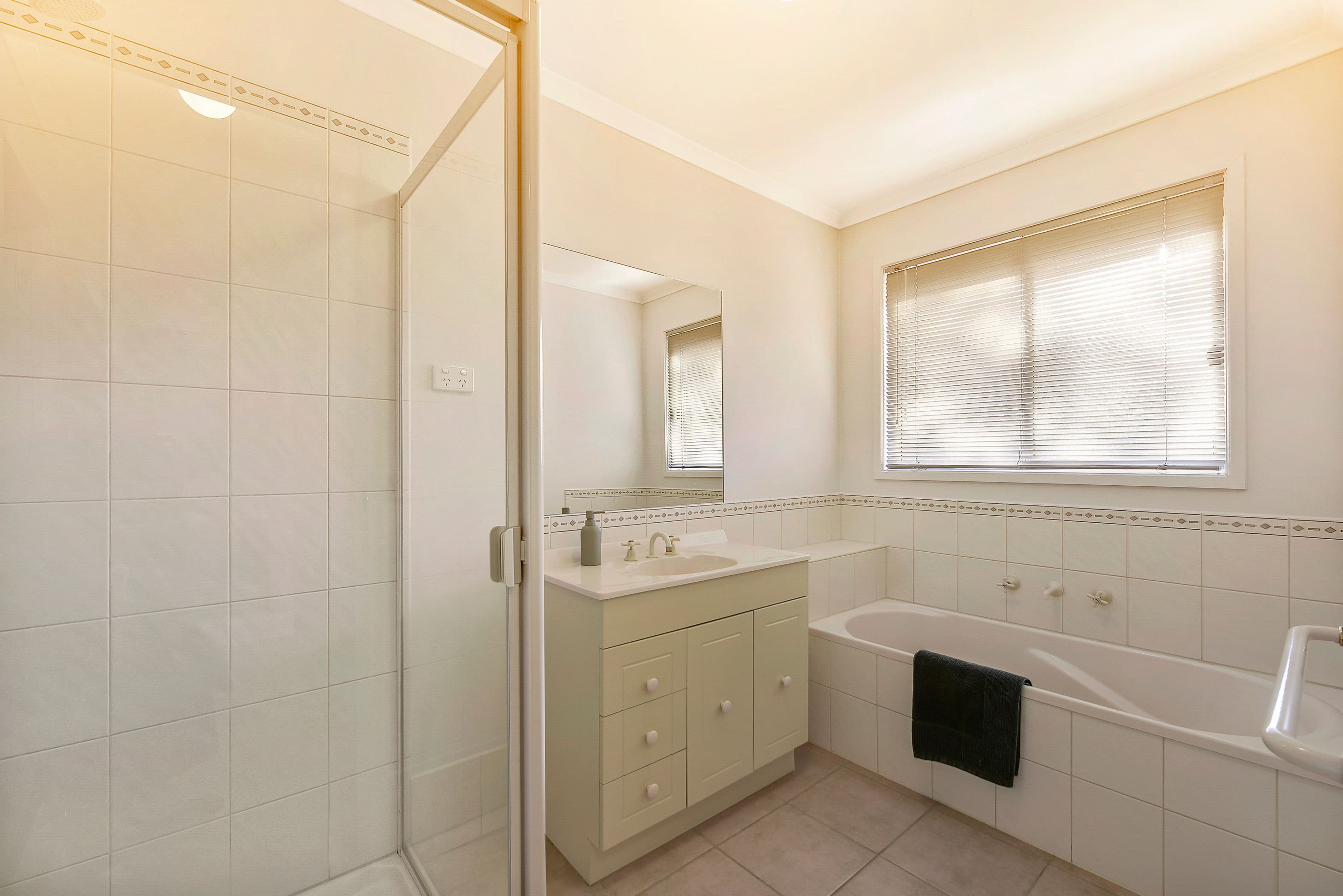 53 Heysen Parkway, Caroline Springs VIC 3023, Caroline Springs - Thumbnail 7
