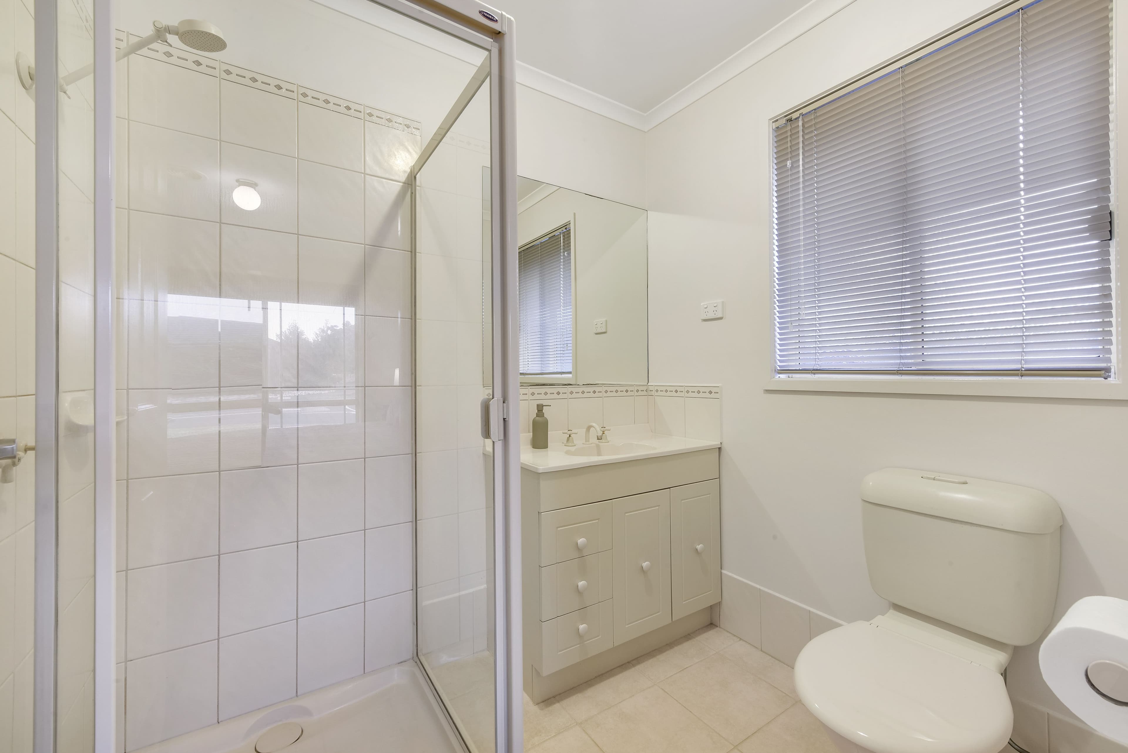 53 Heysen Parkway, Caroline Springs VIC 3023, Caroline Springs - Thumbnail 8