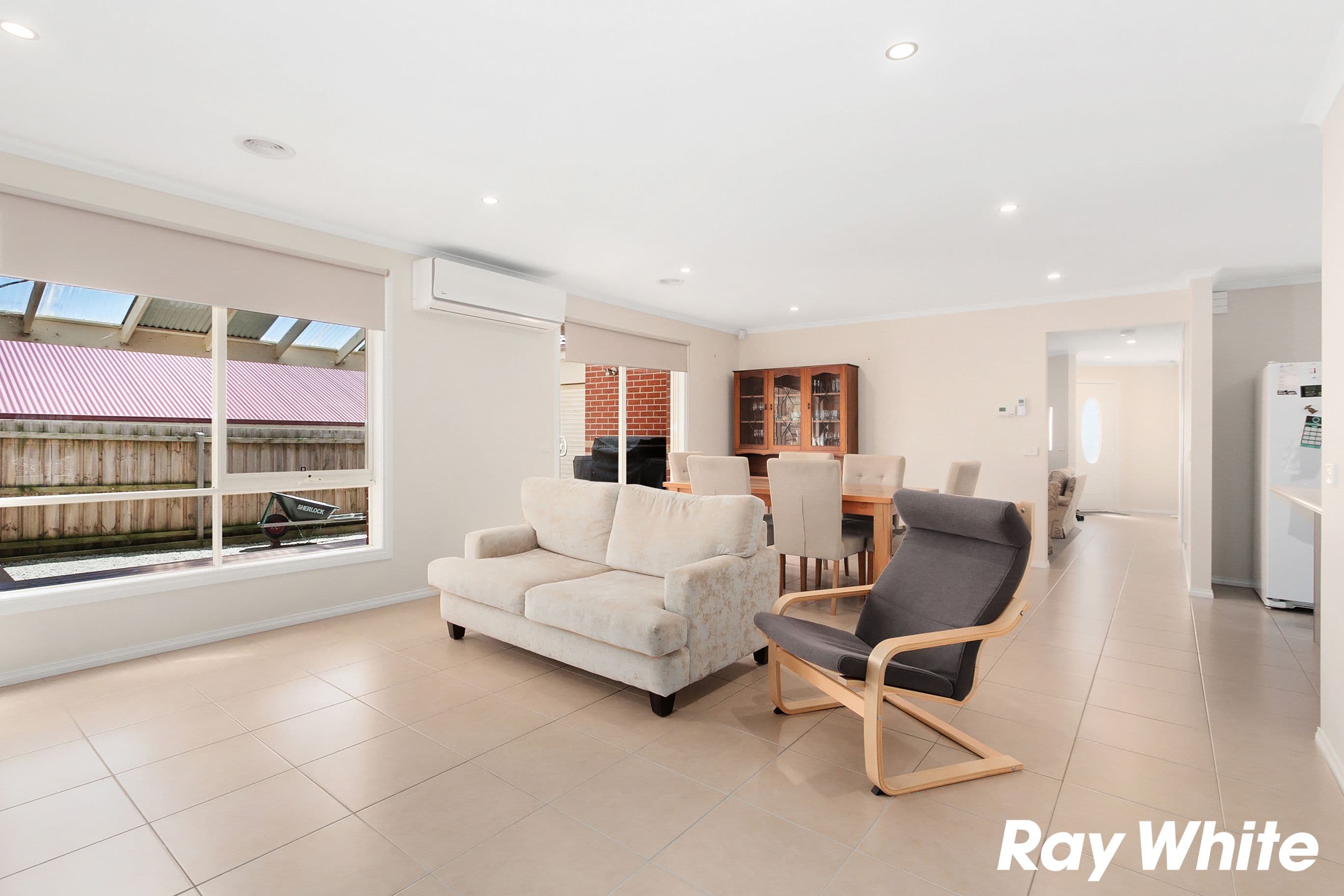8 Midsummer Lane, Drouin VIC 3818, Drouin - Thumbnail 3