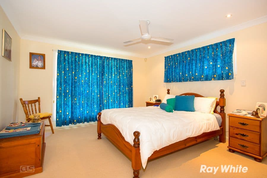18 Hall Avenue, BONGAREE QLD 4507, Bongaree - Thumbnail 3