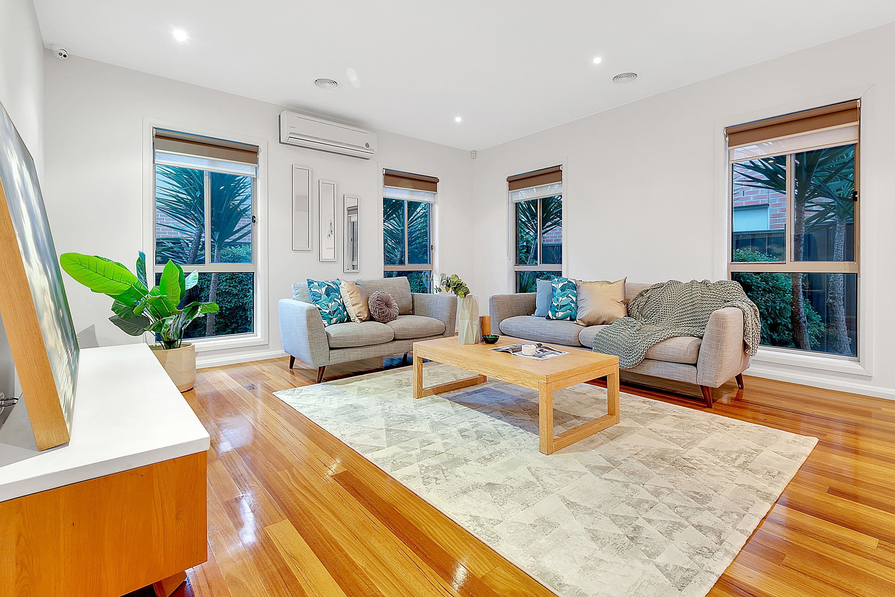 4 Clarendon Avenue, Craigieburn VIC 3064, Craigieburn - Thumbnail 8