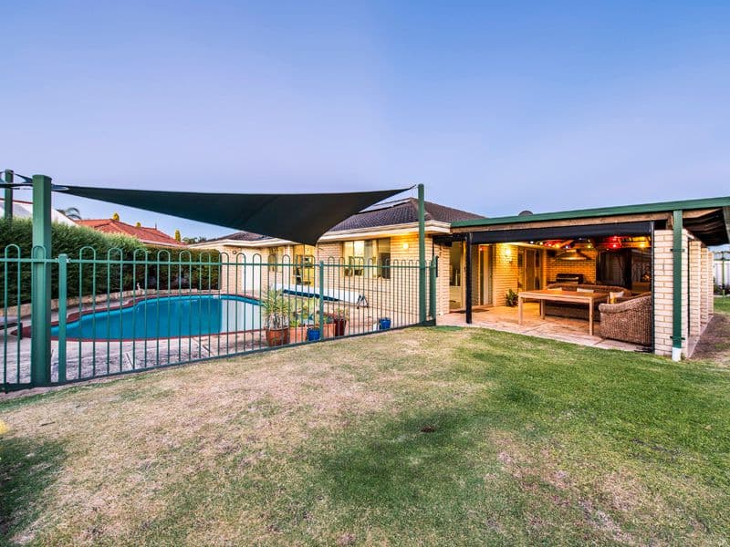 17 Mirror Cove, Waikiki WA 6169, Waikiki - Thumbnail 5