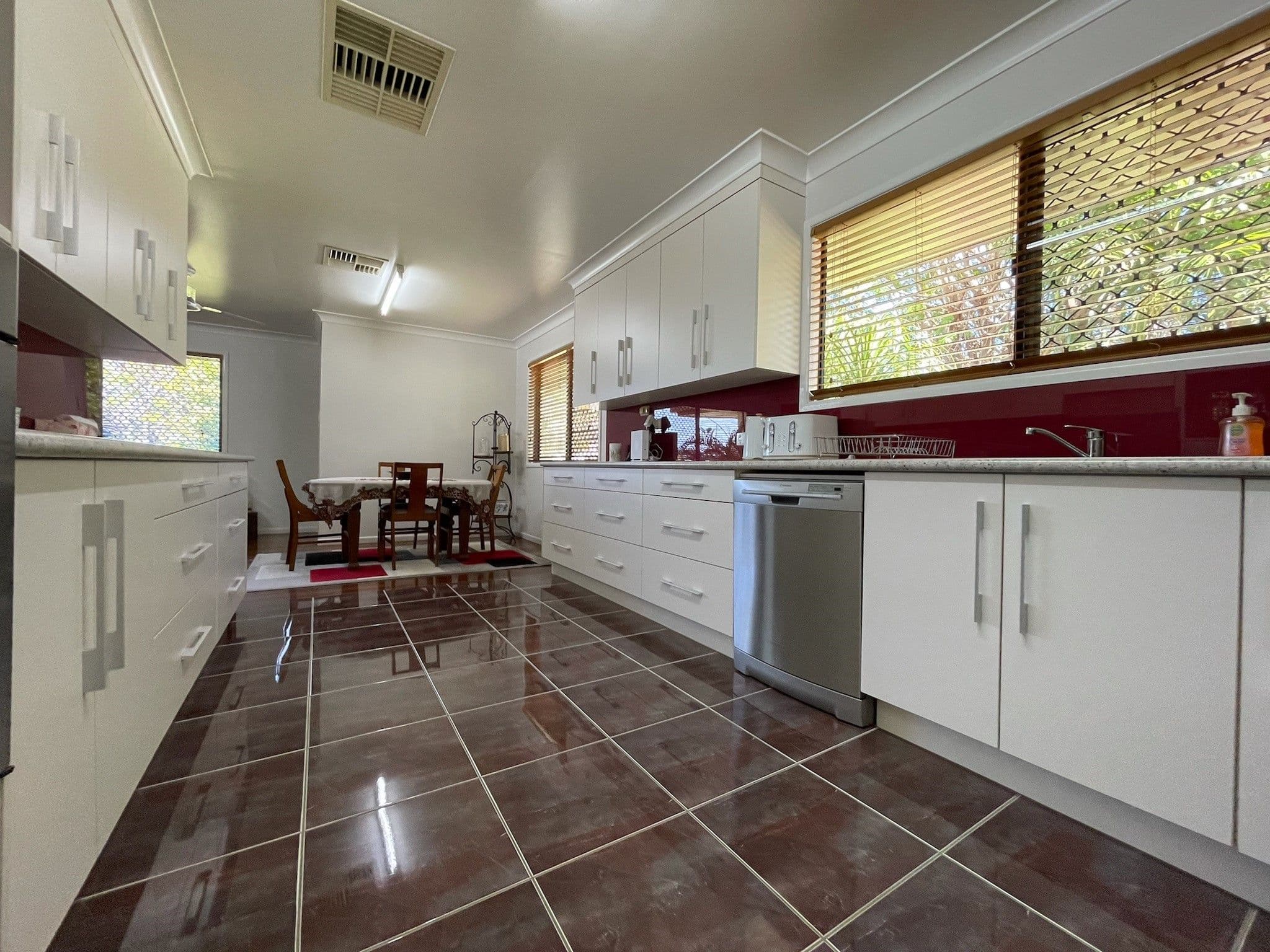 40 Gidyea Street, Barcaldine QLD 4725, Barcaldine - Thumbnail 4