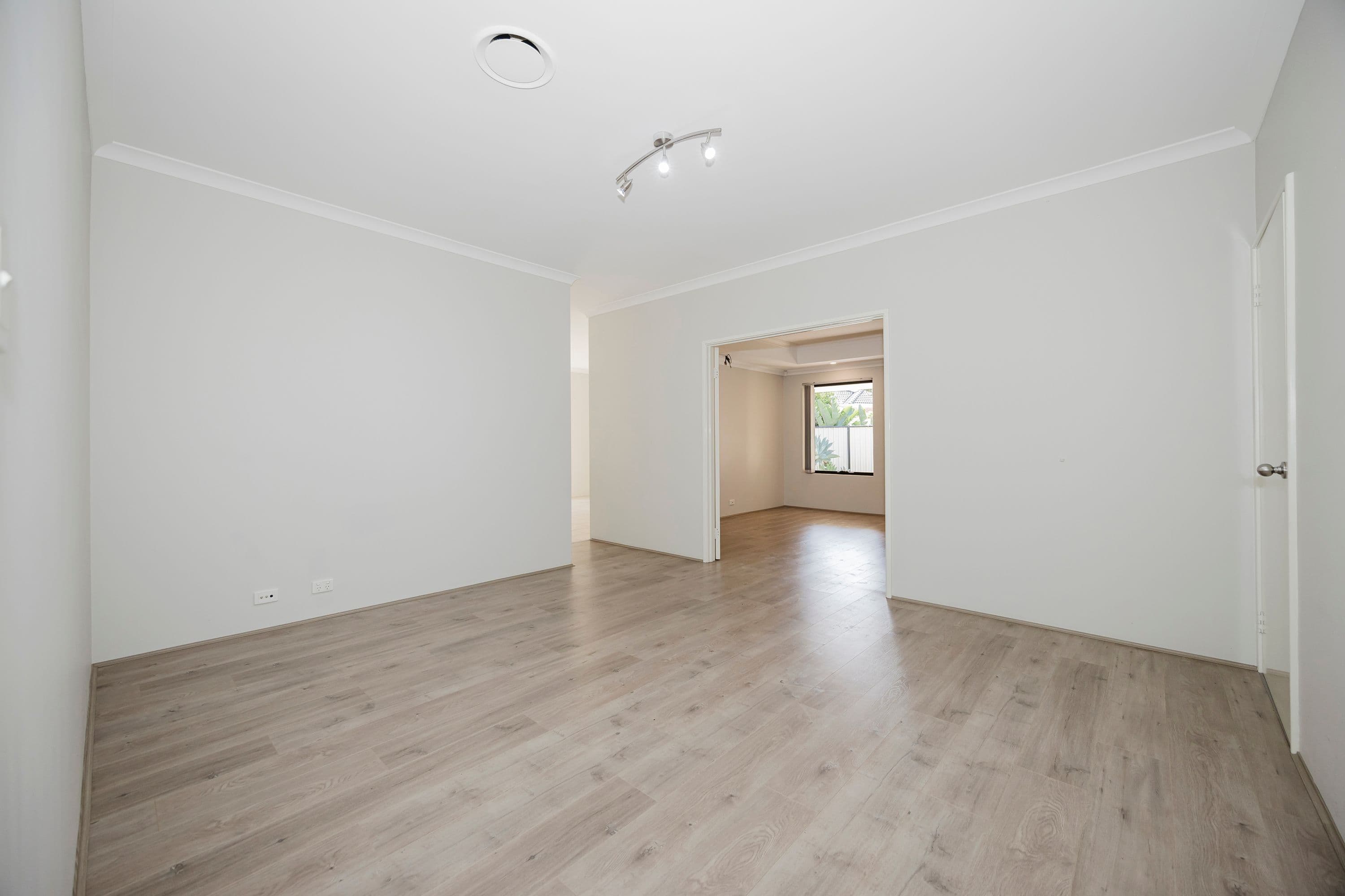 93 Ocean Keys Boulevard, Clarkson WA 6030, Clarkson - Thumbnail 6