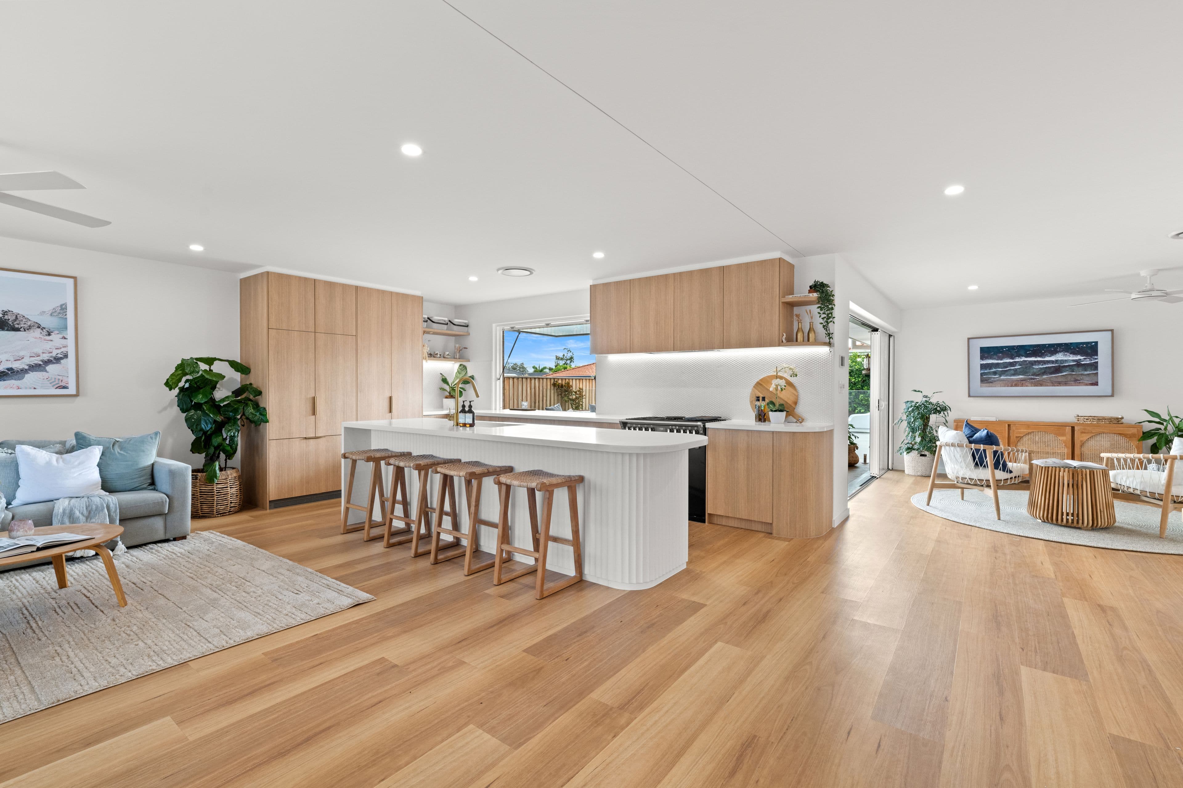 43 Northlakes Drive, Elanora QLD 4221, Elanora - Thumbnail 4