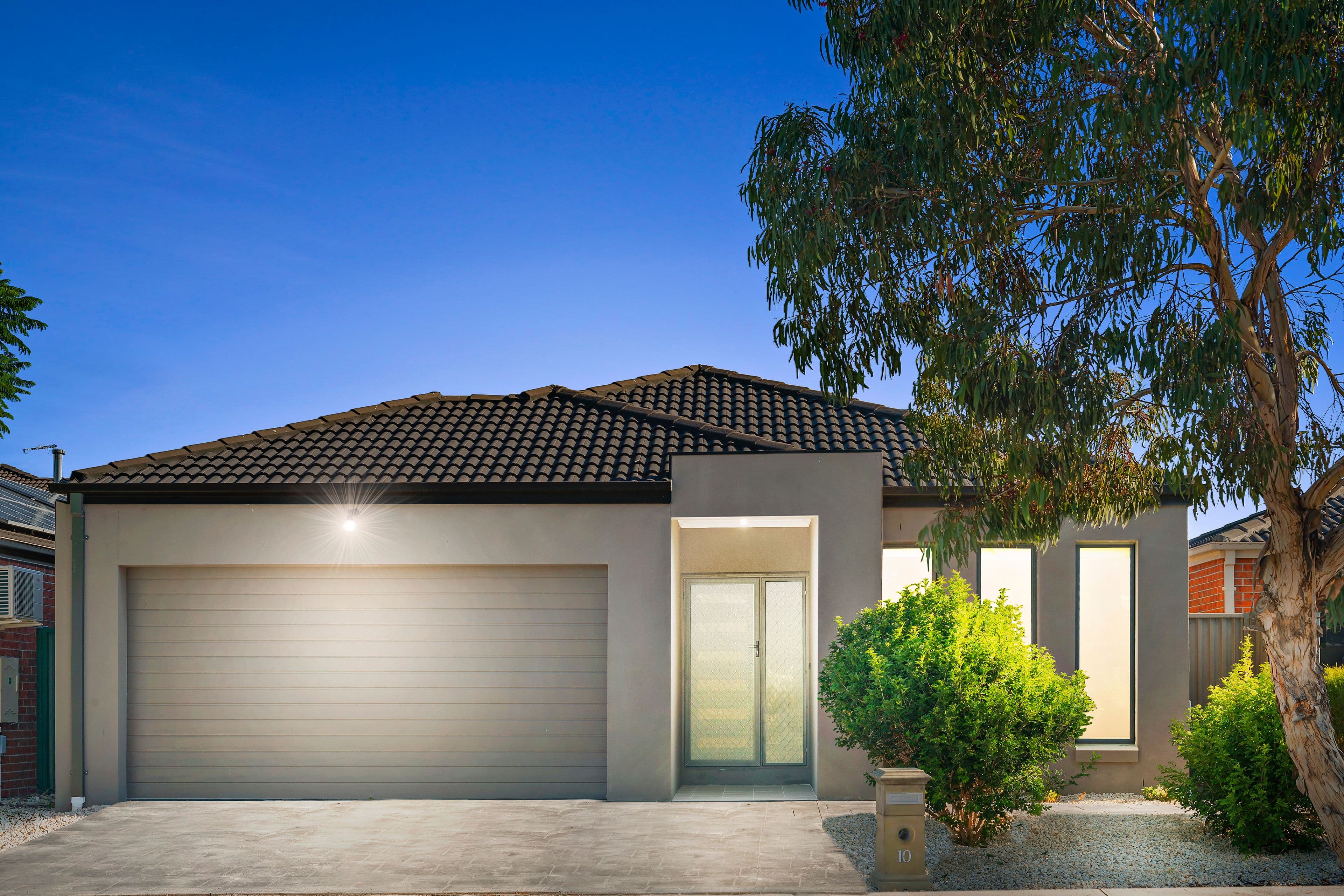 10 Reefton  Court, South Morang VIC 3752, South Morang - Image 1
