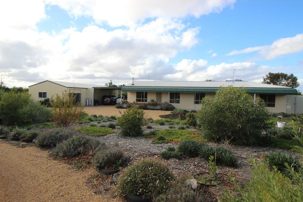 188 Medley Road, Waikerie SA 5330, Waikerie - Image 1