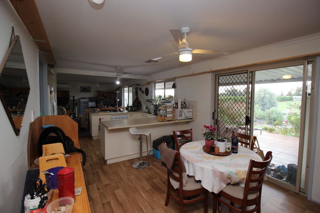 188 Medley Road, Waikerie SA 5330, Waikerie - Thumbnail 3