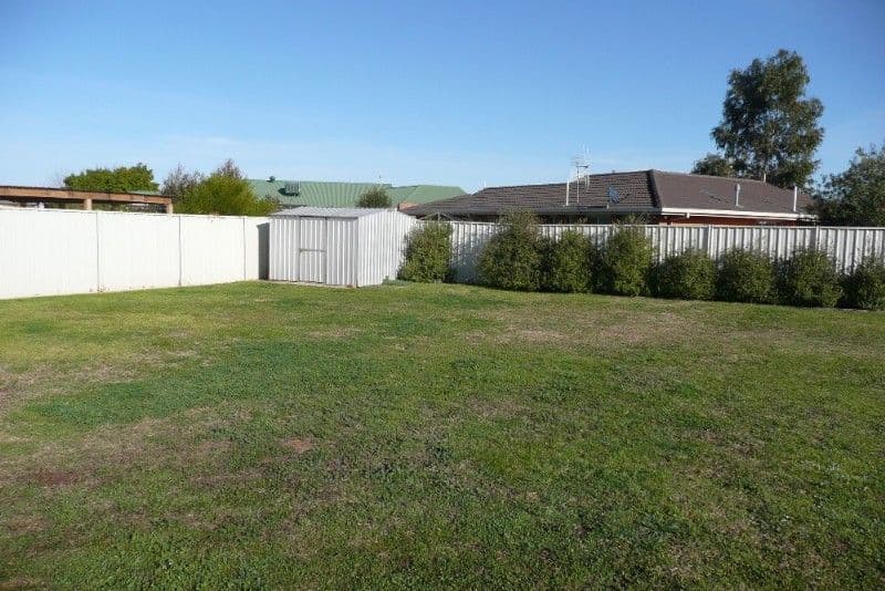 30 Brooks Avenue, SHEPPARTON VIC 3630, Shepparton - Thumbnail 6