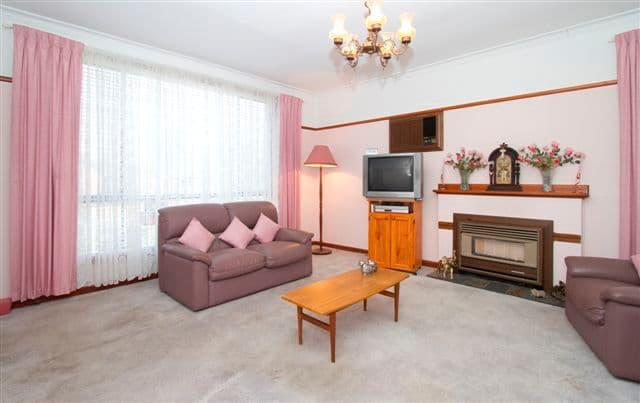 7 Merther Road, IVANHOE VIC 3079, Ivanhoe - Thumbnail 2