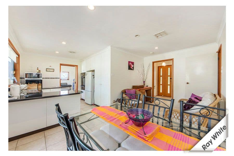 39 Groveland Crescent, ISABELLA PLAINS ACT 2905, Isabella Plains - Thumbnail 4