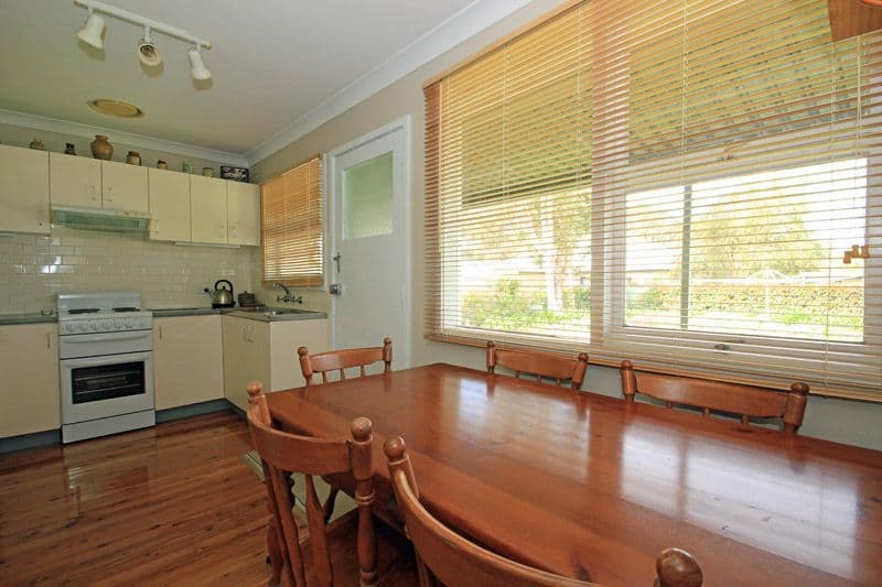32 Milne Street, TAHMOOR NSW 2573, Tahmoor - Thumbnail 3