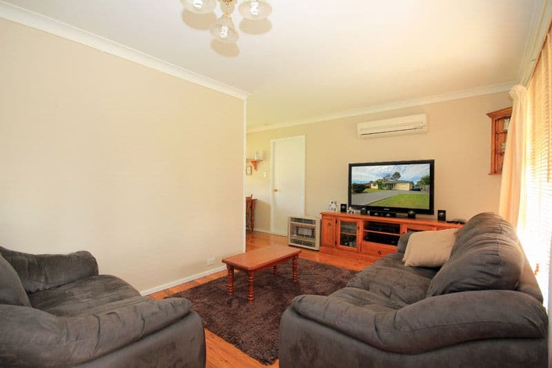 32 Milne Street, TAHMOOR NSW 2573, Tahmoor - Thumbnail 4