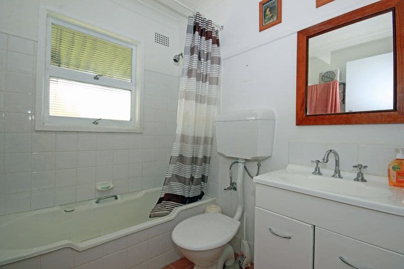 32 Milne Street, TAHMOOR NSW 2573, Tahmoor - Thumbnail 6